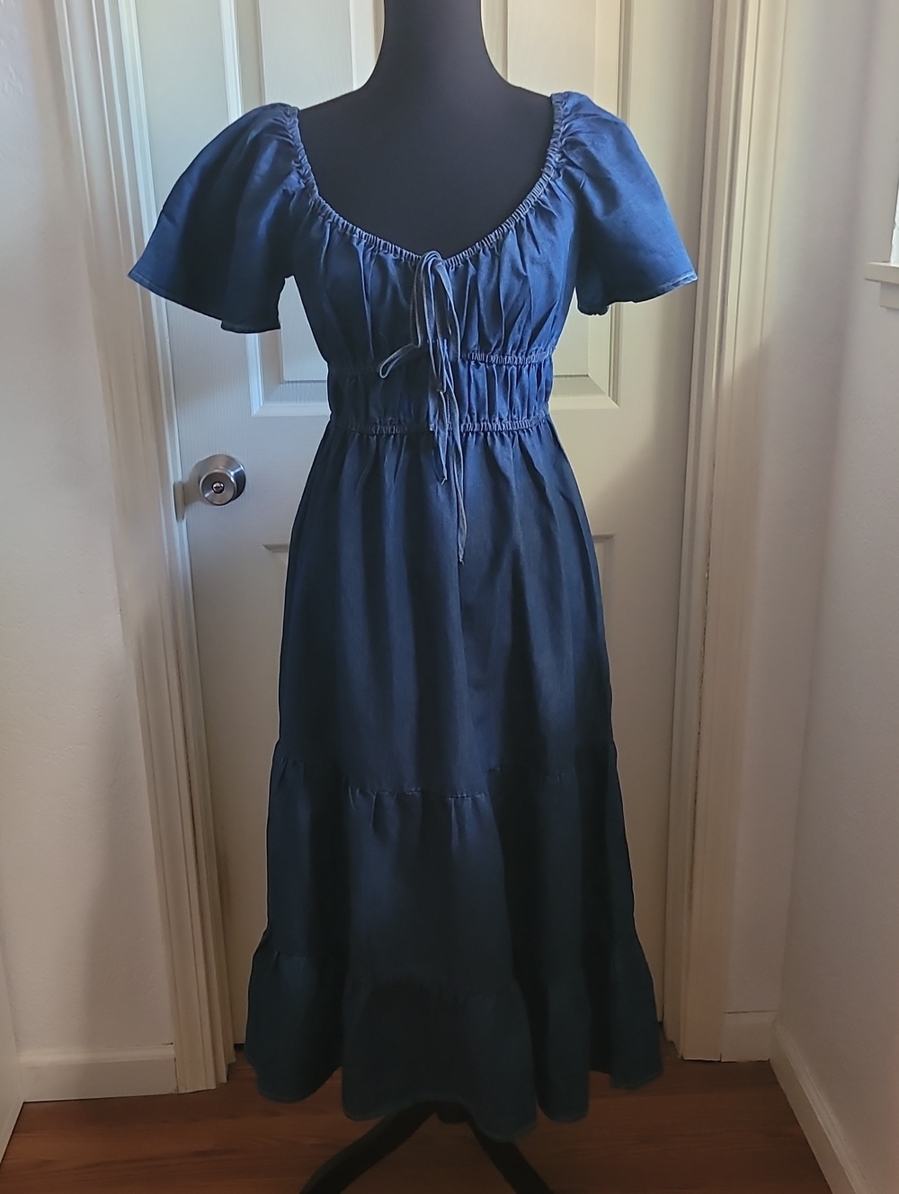 indulge Navy Blue DENIM, JEANS Smocked Midi Dress with Tie Front NEW L